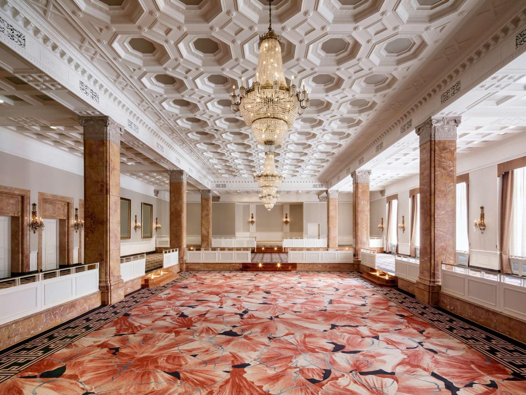 Fairmont Royal York Hotel Toronto Exterior photo The Grand Ballroom